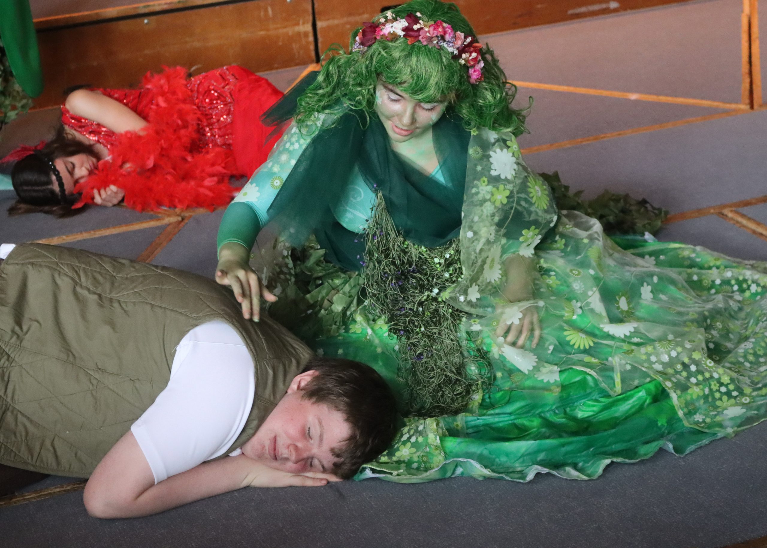 students performing A Midsummer Nights Dream