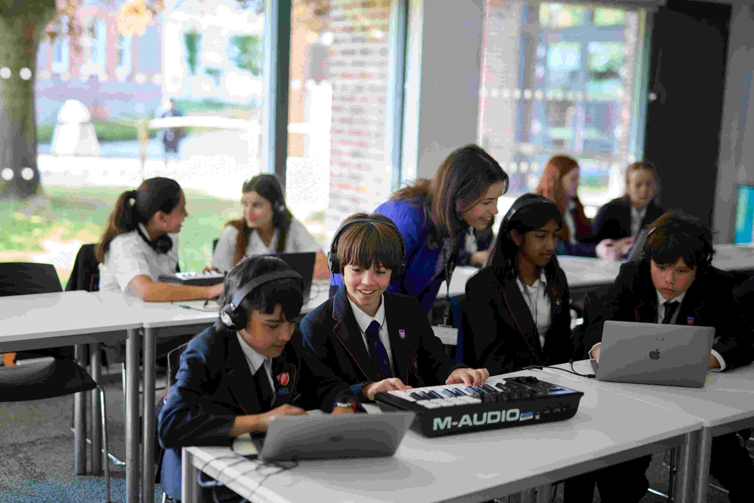 Music Tech LR